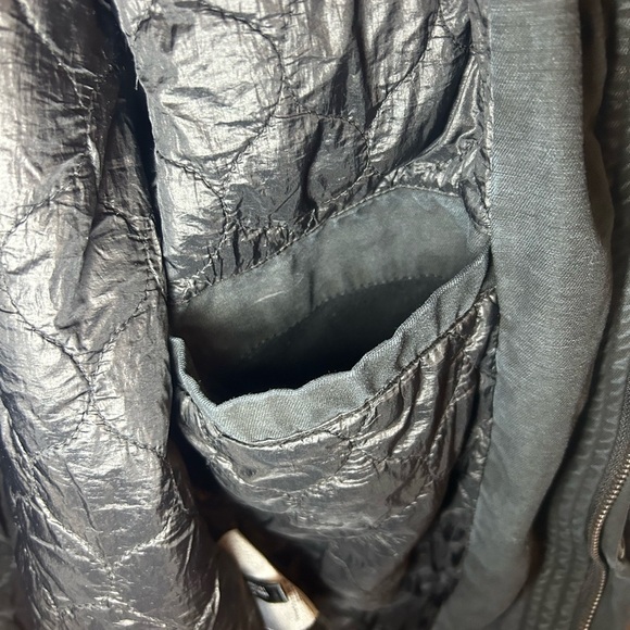 Vintage Levi's denim cargo work jacket - Picture 12 of 14